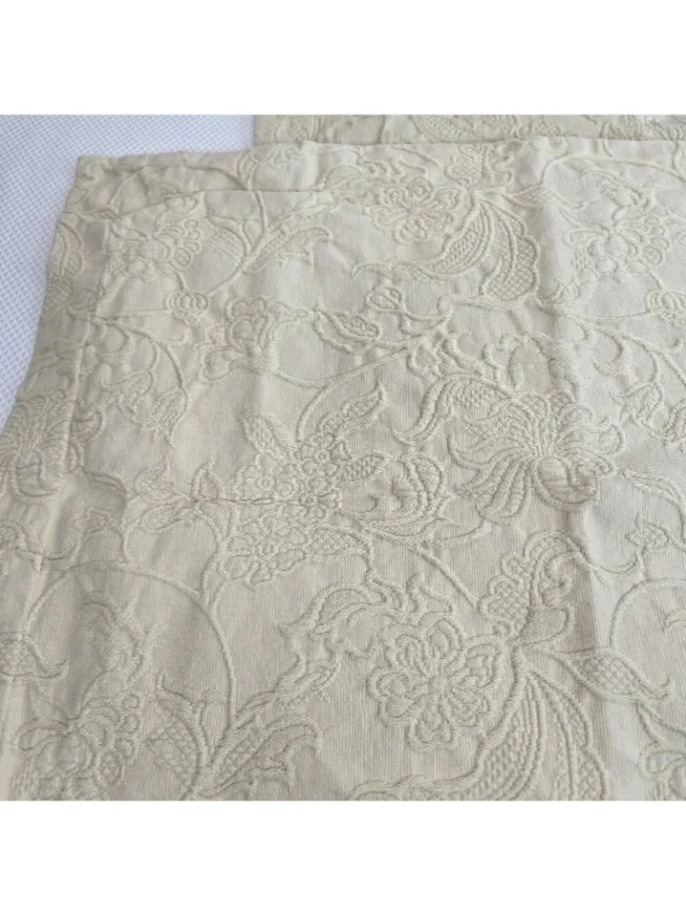 Pottery Barn AMBROSIA Matelassé Shams Standard Pillow Beige Floral Quilted Set 3